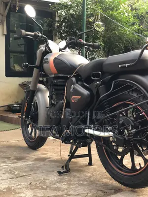 New Royal Enfield Classic 350 2026 Gray