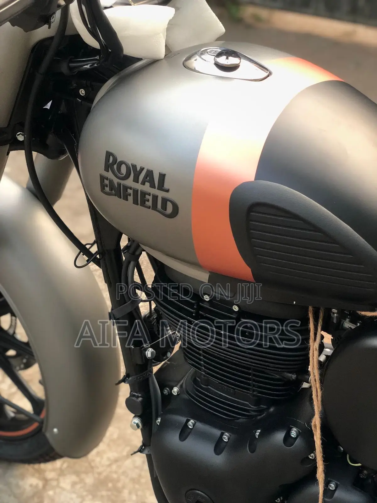 New Royal Enfield Classic 350 2026 Gray