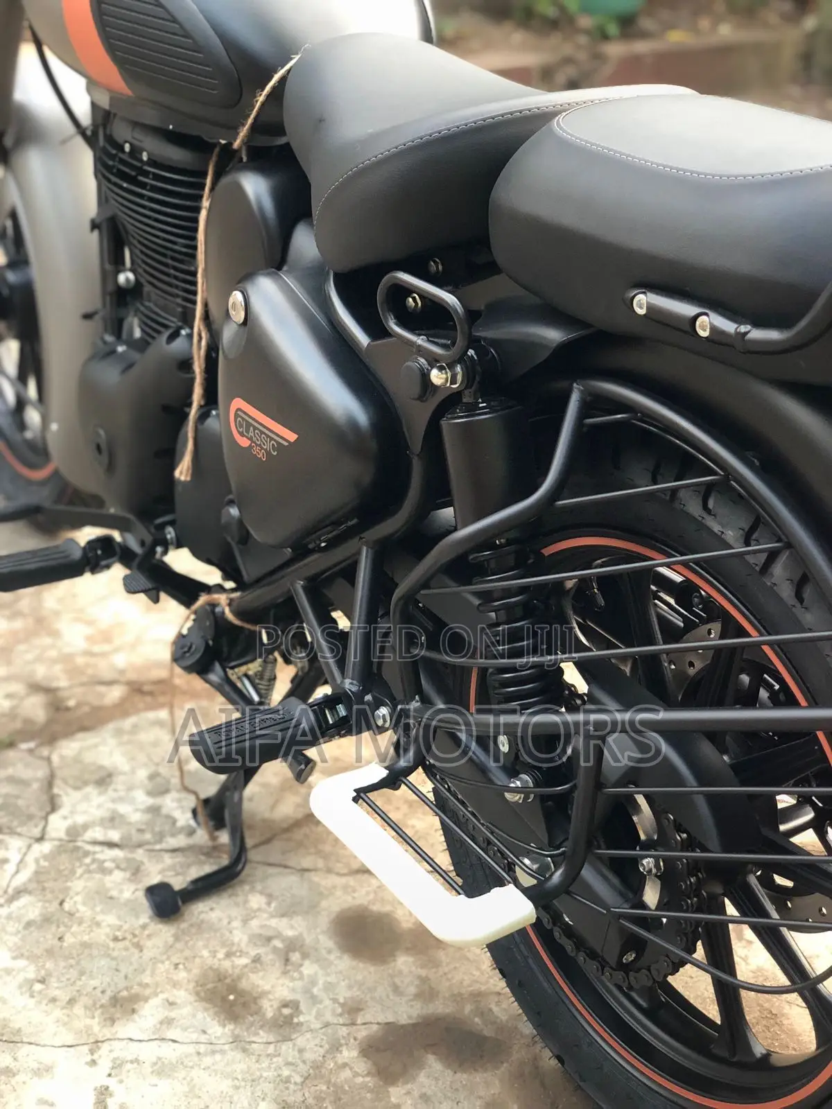 New Royal Enfield Classic 350 2026 Gray