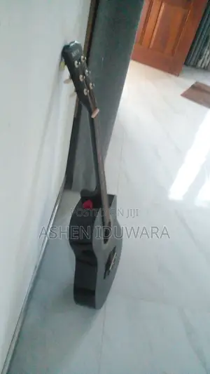 Maya Guitar for Sale