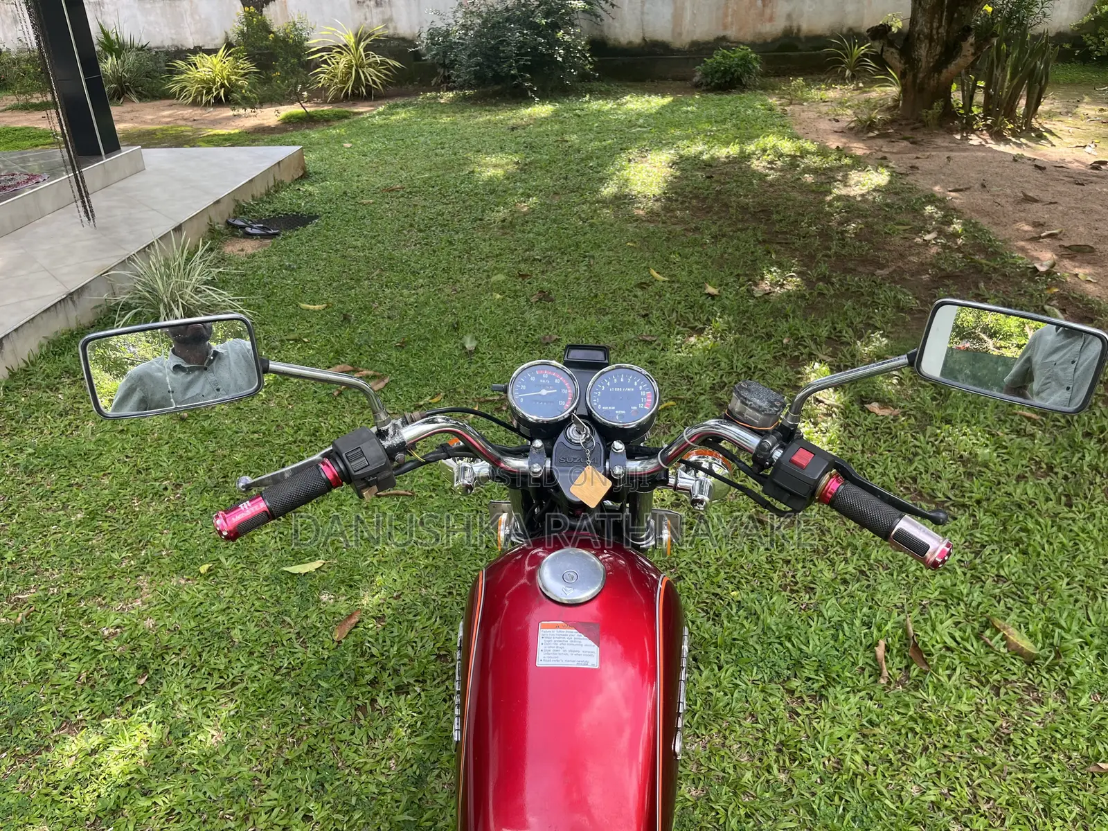 Suzuki GN 125-2 2000 Red