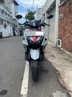 Yamaha 2020 Red