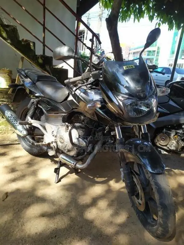 Bajaj Pulsar 180 (Used) 2016