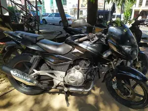 Bajaj Pulsar 180 (Used) 2016