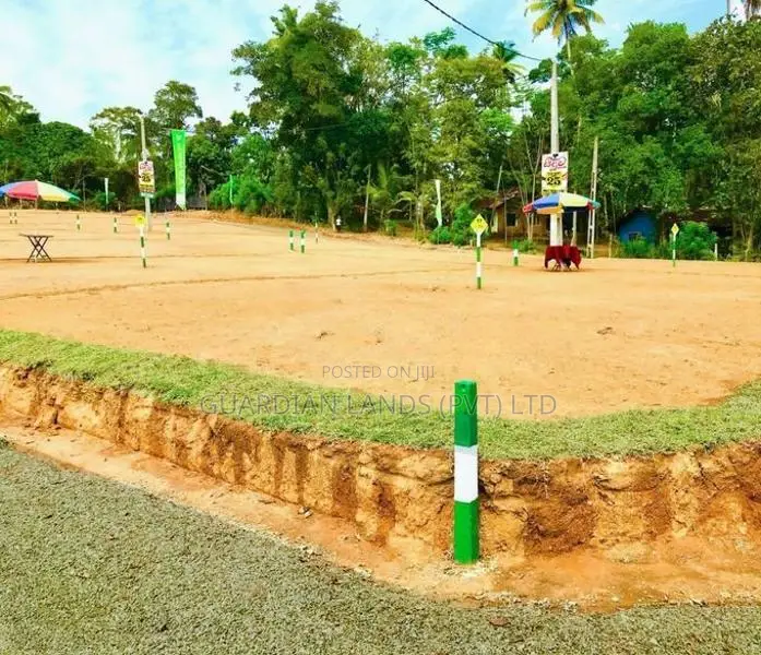 ඉඩමක් - Seeduwa