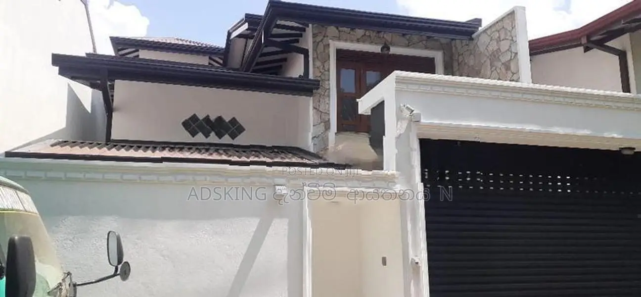 Brand New House for sale in Piliyandala