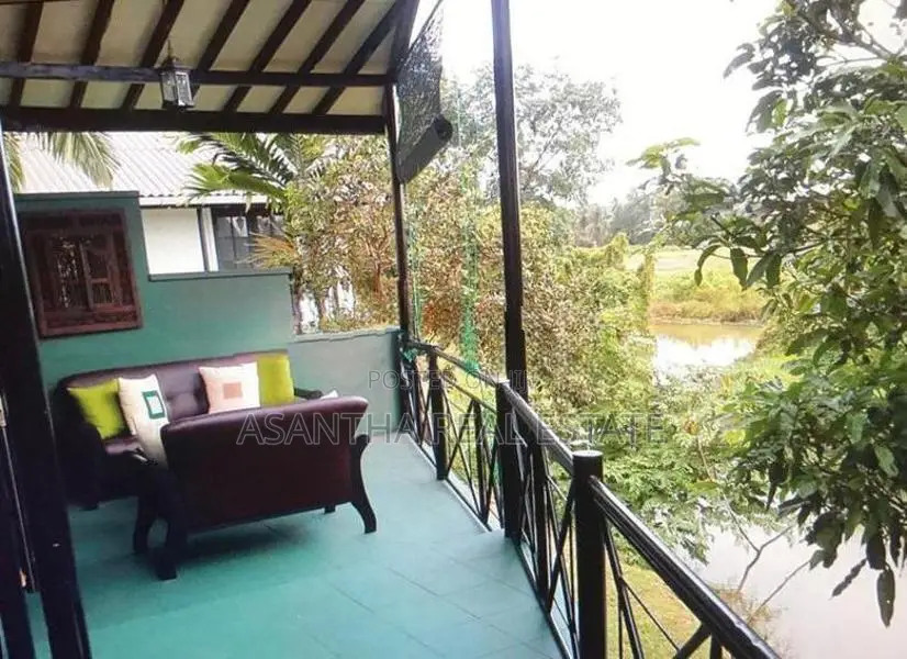 (LD165) 02 Story House With 9.5 P for Sale Thalawathugoda