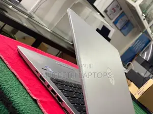 Hp i5 7 Gen 8 Gb 256 Ssd Laptop