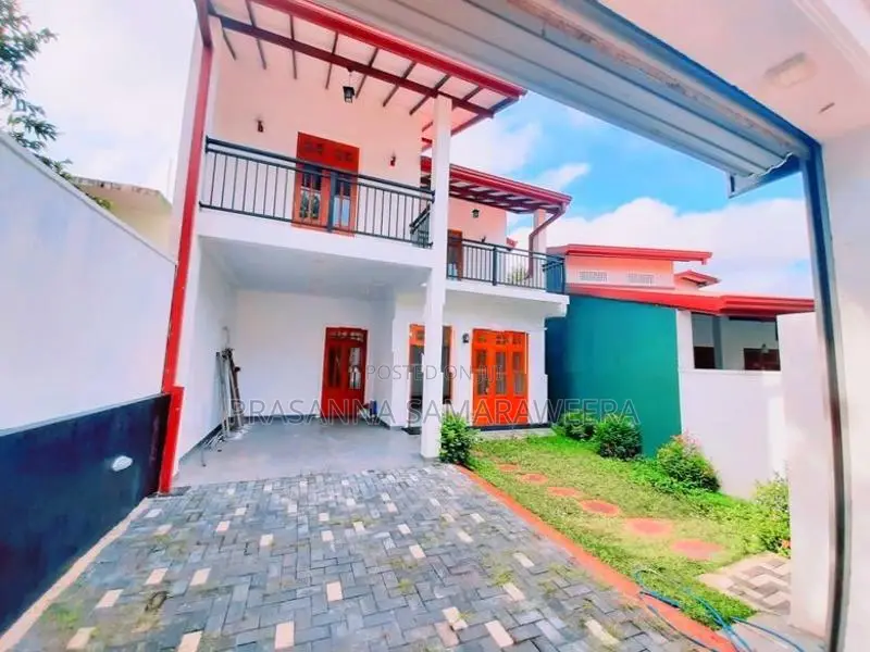 Architect Designed Brand New Luxury Two Story House - Piliyandala