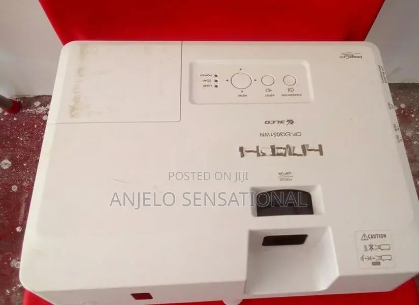 Hitachi Projector
