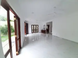 අති සුඛෝපභෝගී අලංකාර නවීනතම නිවස විකිණීමට - Piliyandala