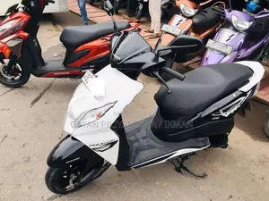 Honda Dio White 2016