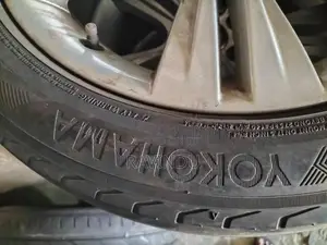 225/50/17 Yokohama Tyre (2019)