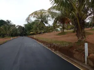 Land In Gampaha Town