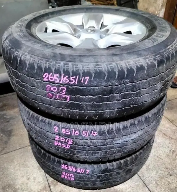 265/65/17 Bridgestone Tyre (2013)