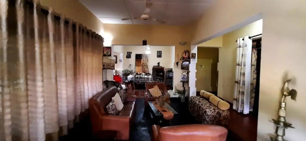House for Sale in Wattala (C7-2865)