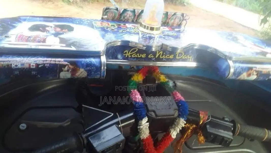 Bajaj RE Three Wheeler 2011