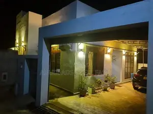 Modern Fully AC House For Sale in Homagama