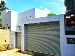 Modern Fully AC House For Sale in Homagama