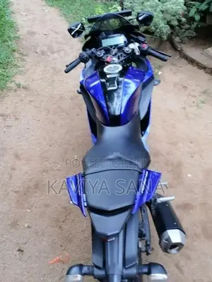 Yamaha R15 2019