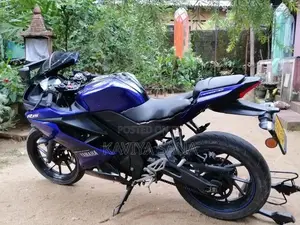 Yamaha R15 2019