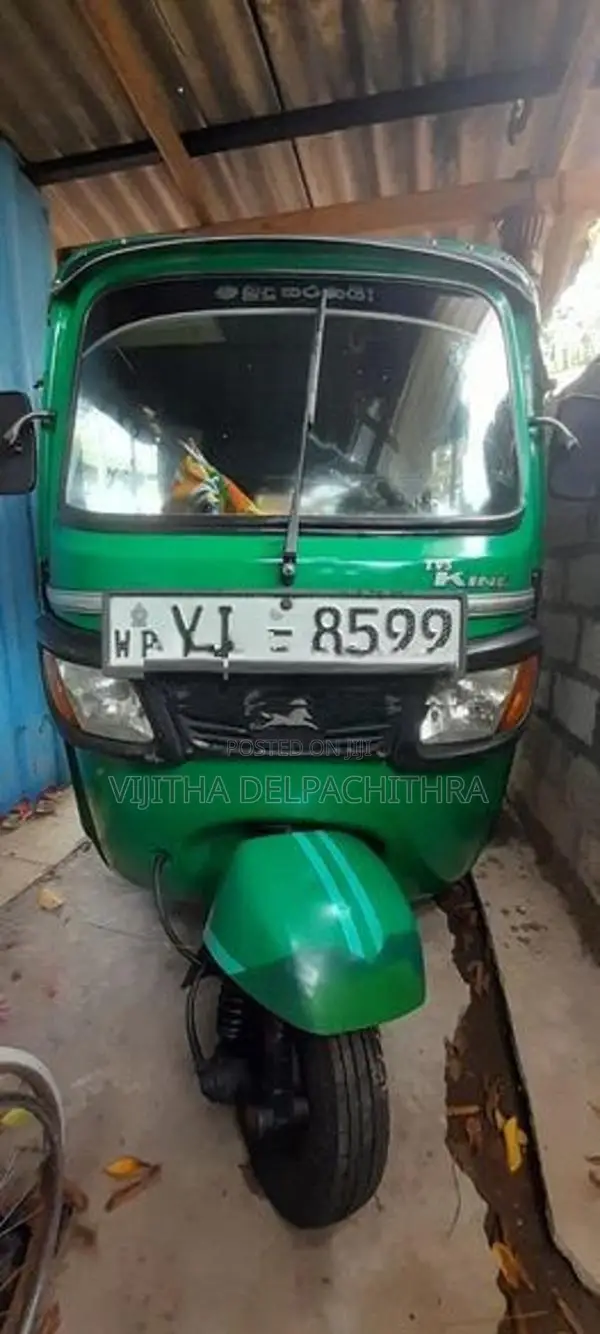 TVS King Three Wheeler 2010