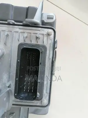 Honda Vezel ( RU3) ECU