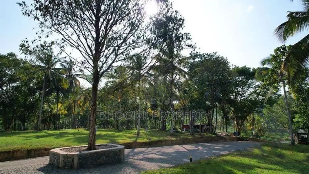 රාගම නගරයෙන් බිම් කොටස් විකිණීමට