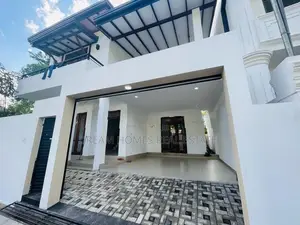 Athurugiriya ගෘහ නිරමාන ශිල්පයට නිමවූ ඉතා සුන්දර නිවහනක්