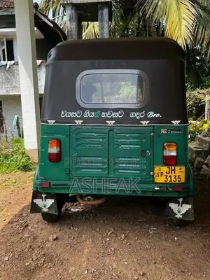 Bajaj RE 2004