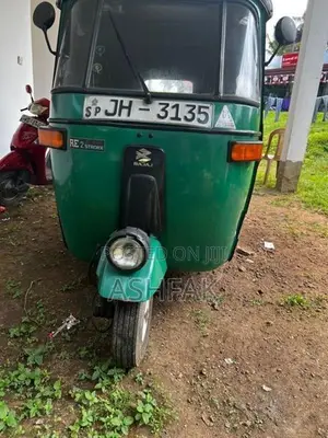 Bajaj RE 2004