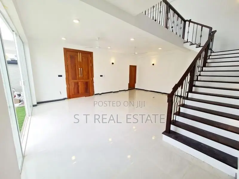 Modern Designed 5BR Luxury 3 Story House For Sale In Piliyandala