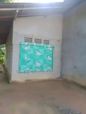 අඩක් නිම කර ඇති නව නිවසක් විකිණීමට - Maharagama