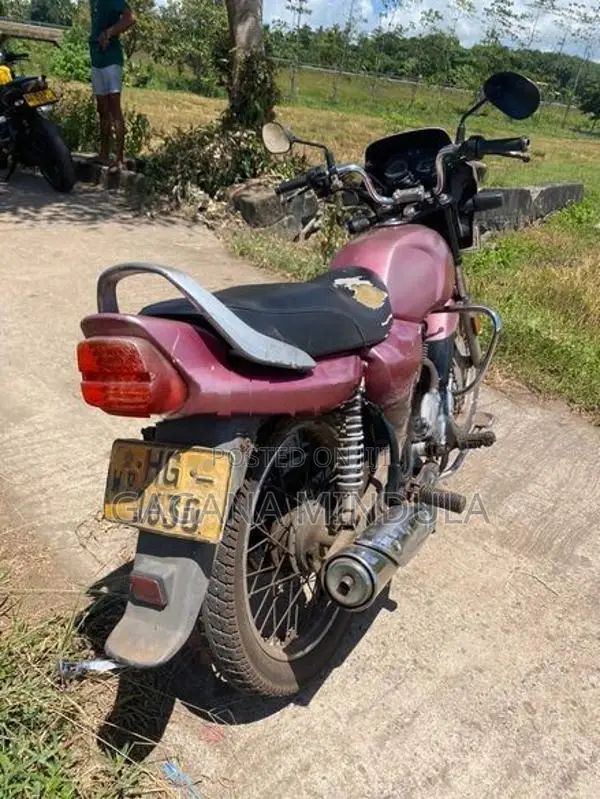 TVS Victor 2006