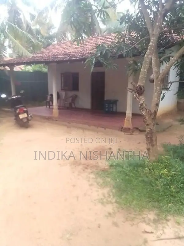 House with Land for sale in Kuliyapitiya