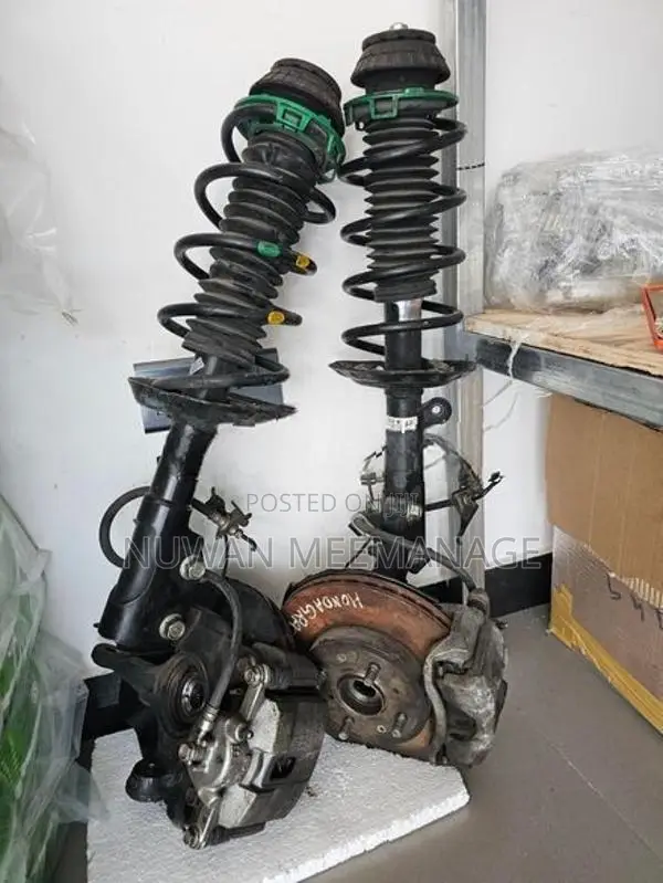 Honda Vezel GP5 GP7 Shock Absorber