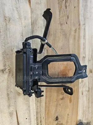 Honda Vezel RU3 Radar Sensor