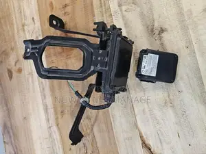 Honda Vezel RU3 Radar Sensor