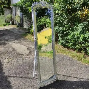 GL Mirror Stand