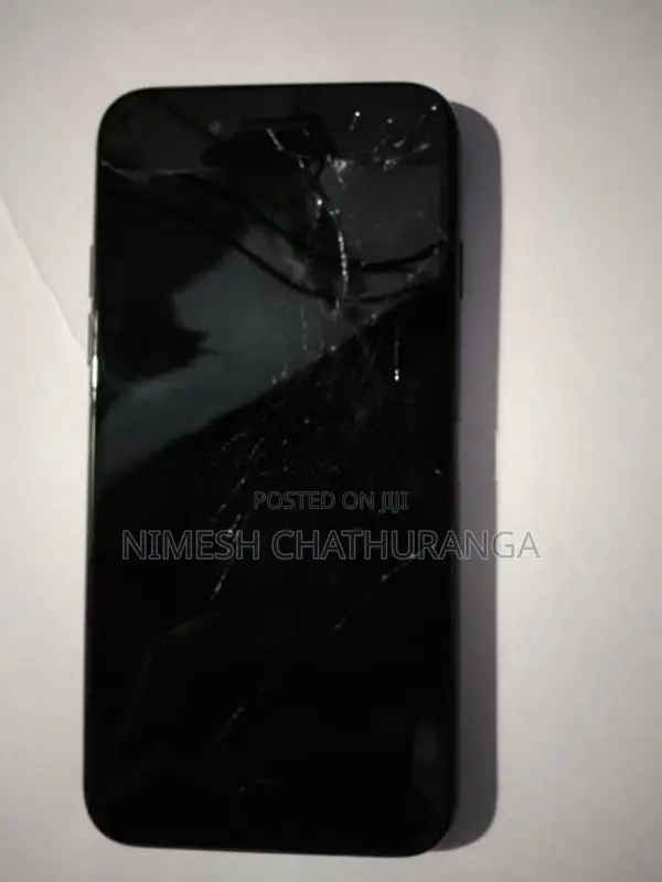 Apple iPhone 7 (Used)