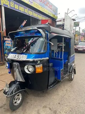 Bajaj RE 4 Stroke 2012