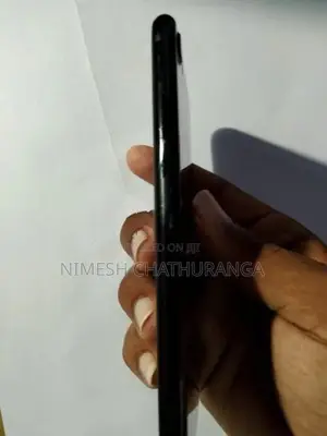 Apple iPhone 7 (Used)