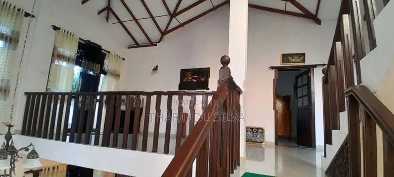 Luxury Three Story House for Rent In Panadura