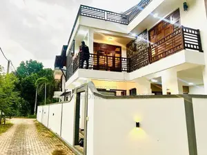 Luxury 2 Story House for Sale in Thalawathugoda