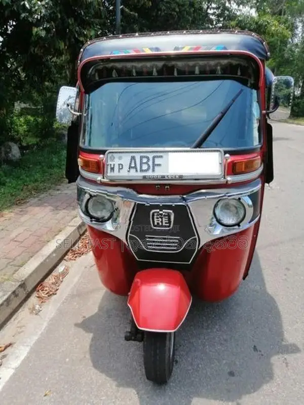 Bajaj RE 4Stork Threewheeler 2015