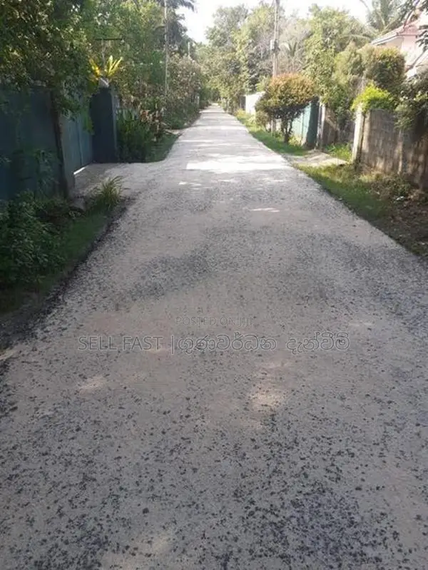 House with Land for Sale in Kotugoda, Seeduwa