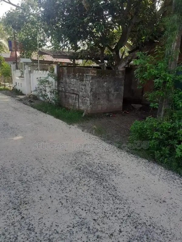 House with Land for Sale in Kotugoda, Seeduwa