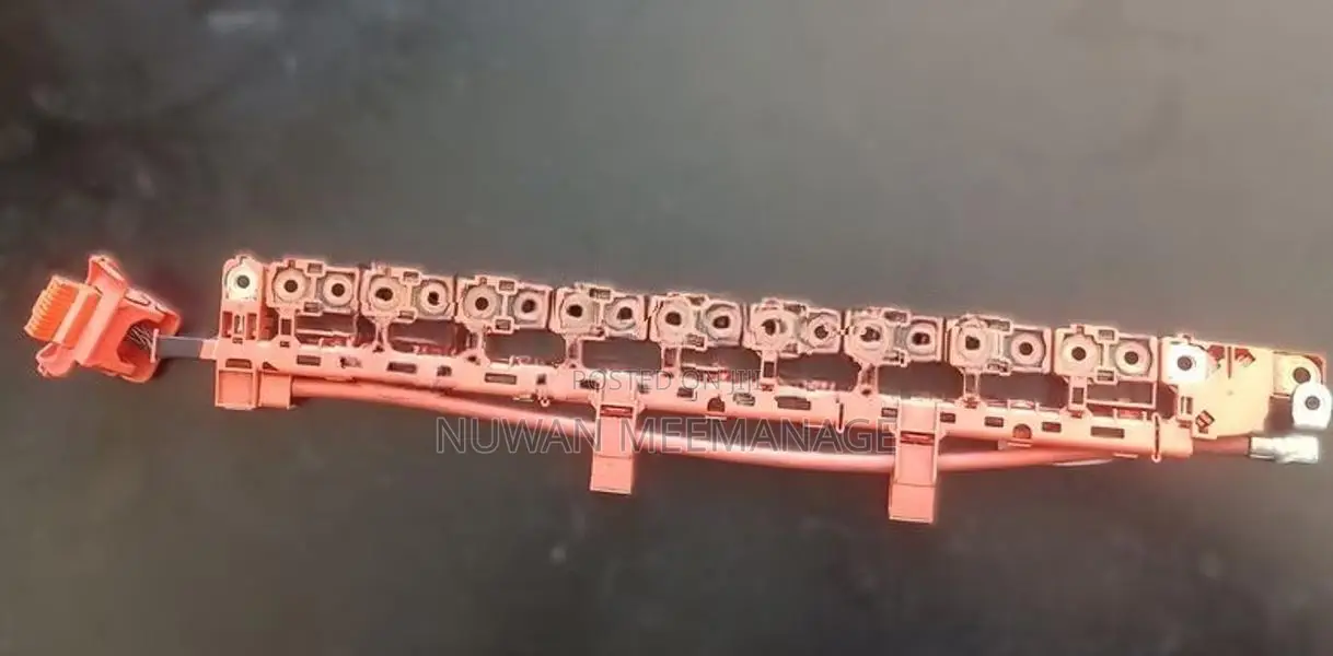 Toyota Aqua Hybrid Battery ECU with Bus Bar