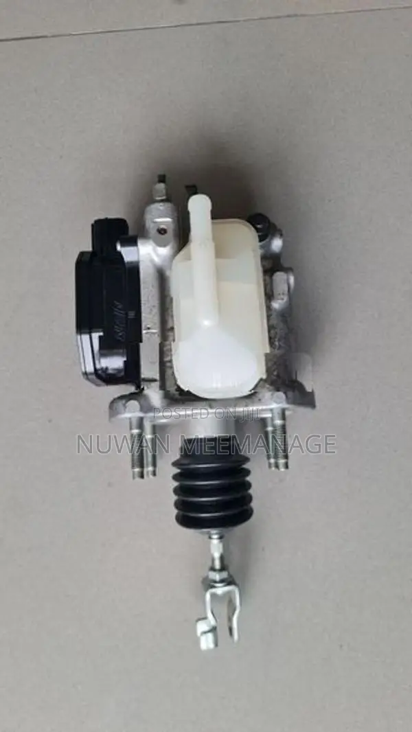 Honda fit GP5 ABS, Tandem Motor with Nreake Booster