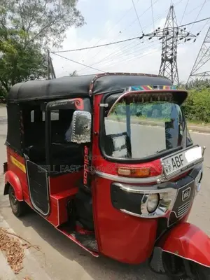 Bajaj RE 4Stork Threewheeler 2015